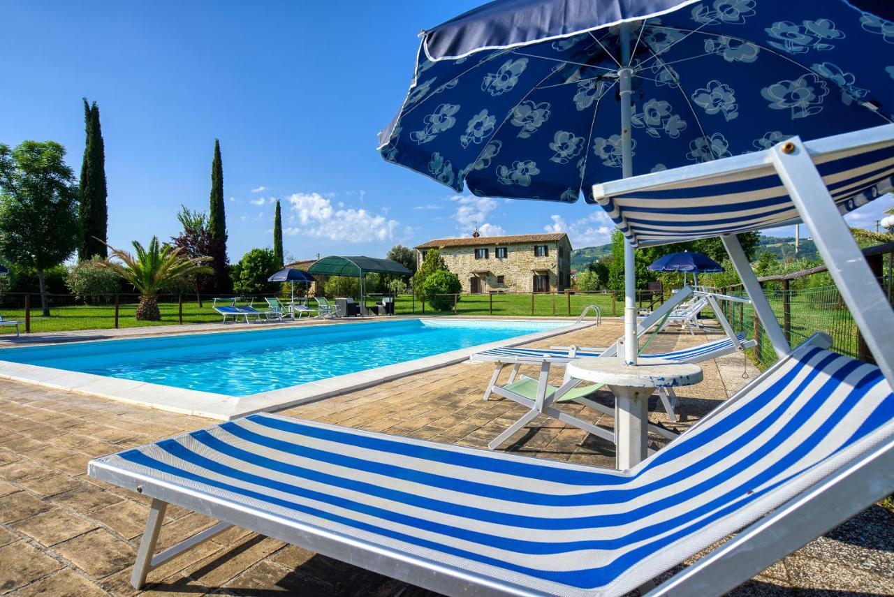 Agriturismo Le Terre Del Casale Assisi Bagian luar foto