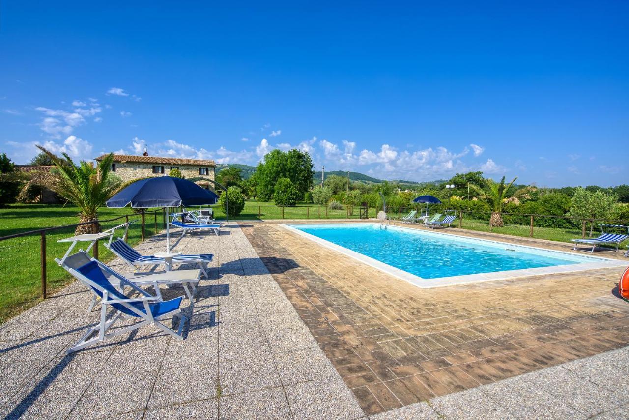 Agriturismo Le Terre Del Casale Assisi Bagian luar foto