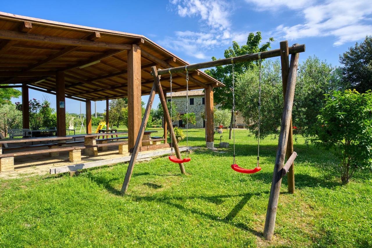 Agriturismo Le Terre Del Casale Assisi Bagian luar foto