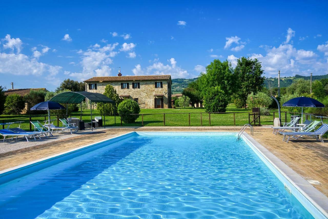 Agriturismo Le Terre Del Casale Assisi Bagian luar foto