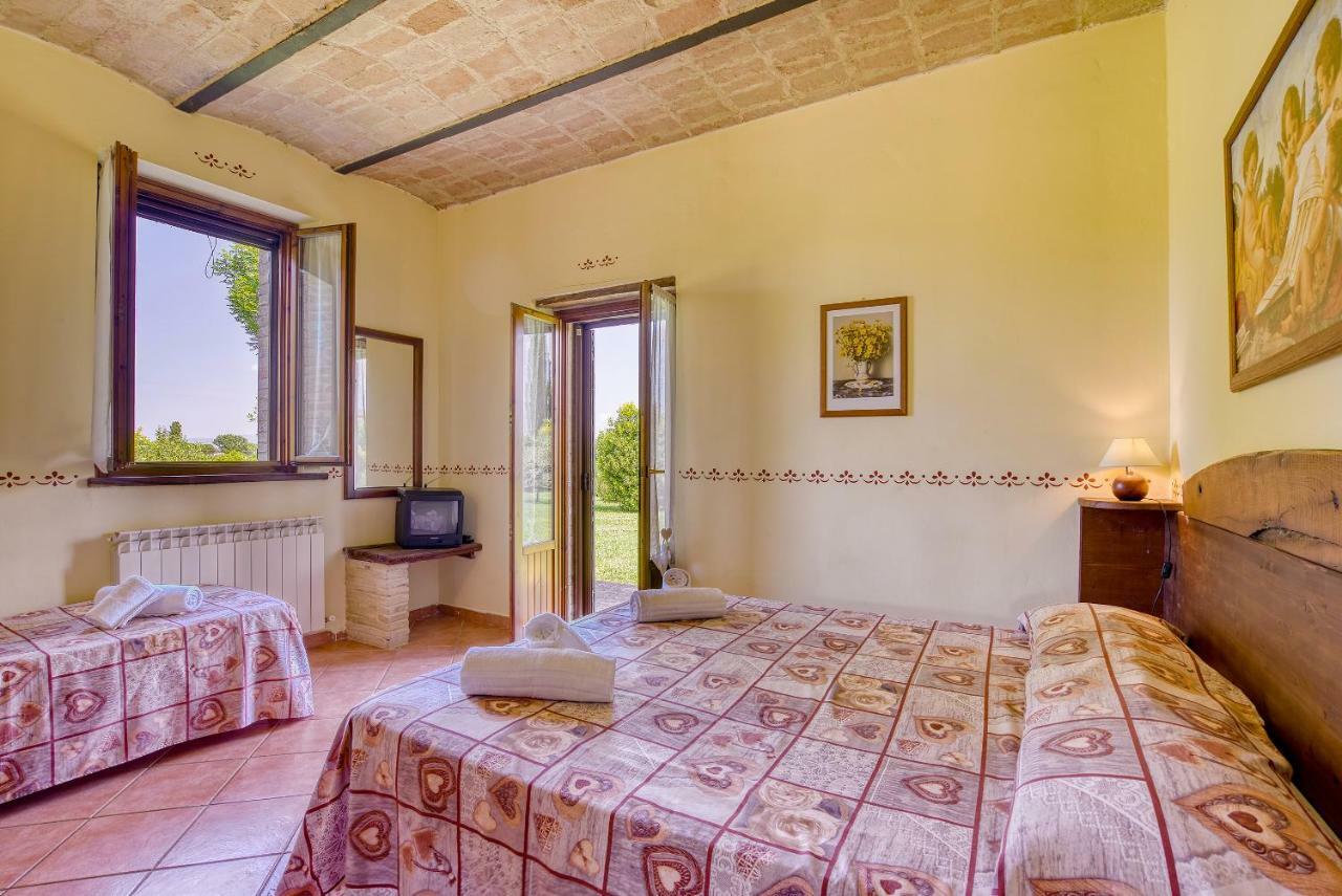 Agriturismo Le Terre Del Casale Assisi Bagian luar foto